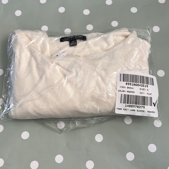 J. Crew FormKnit long sleeve shirt BM314 Ivory M soft - Picture 5 of 5